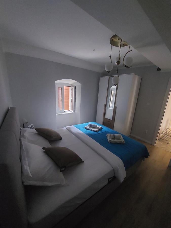 Apartments Jelena Kotor Luaran gambar