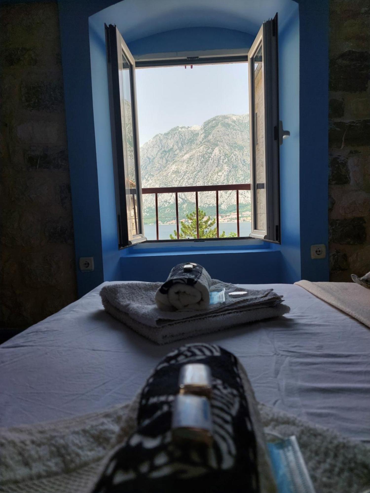 Apartments Jelena Kotor Bilik gambar